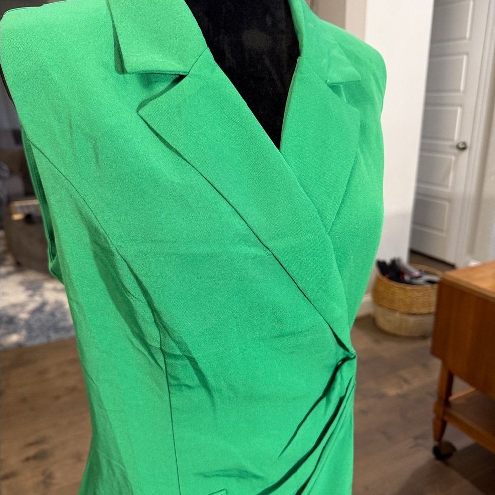 Haute Monde Vibrant Green Mini Dress - Picture 3 of 8